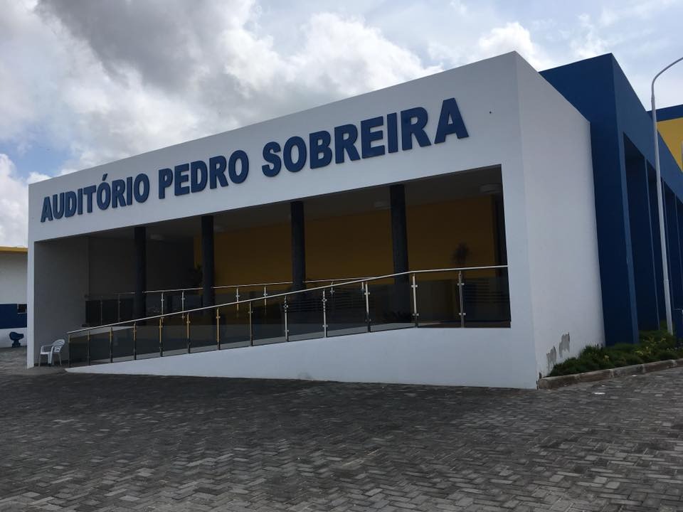 Auditório Pedro Sobreira - Vista de Perfil Direito